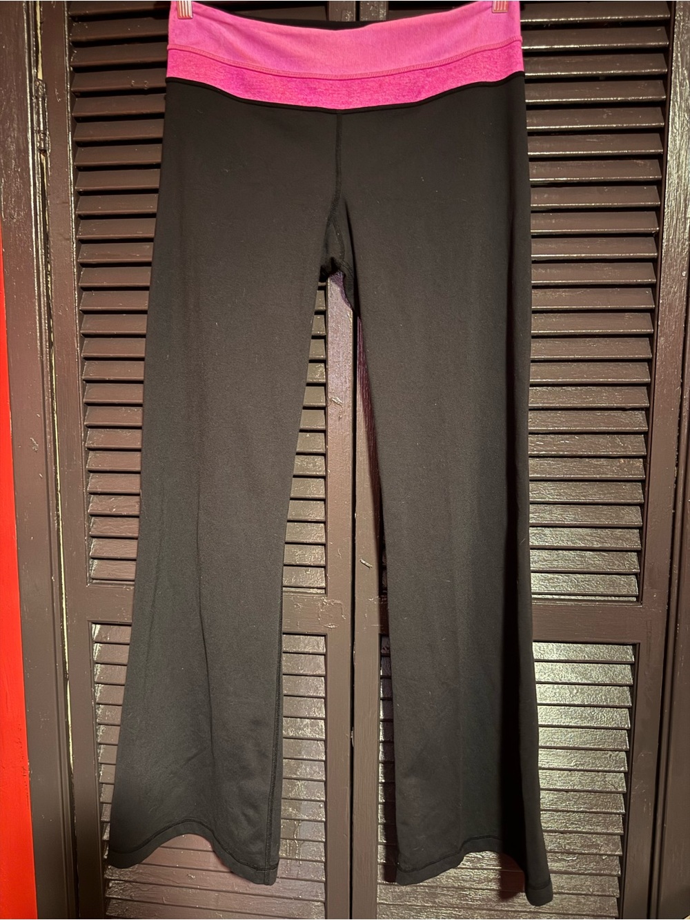 21. Preloved lululemon Black Leggings with Pink Waistband